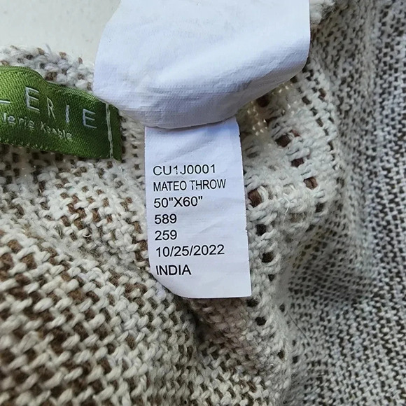 Celerie Kemble White & Gray Decorative Tapestry Mateo Throw India 50" x 60" - Picture 14 of 15